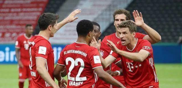 仅次于佩佩，大卫-路易斯是欧冠联赛第二年长的进球者（大卫-路易斯成欧冠第二年长射手，仅逊佩佩）