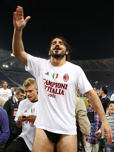 莫雷托：米兰没想签拉莫斯；富勒姆在考虑买断丘库埃泽（莫雷托称：米兰无意引进拉莫斯，富勒姆评估买断丘库埃泽）