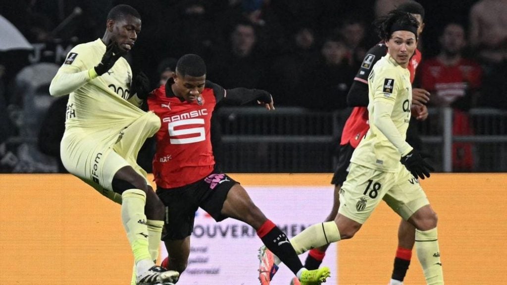 篮球火箭球员连续三场抢断上双（火箭球员三连场抢断上双）